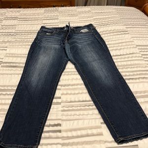 Women’s American Eagle jeans